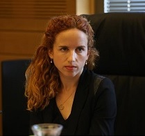 ���� ����